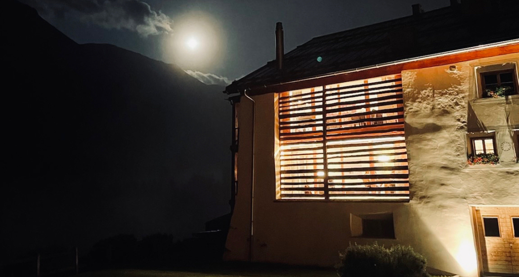 Chesa Jäger bei Nacht