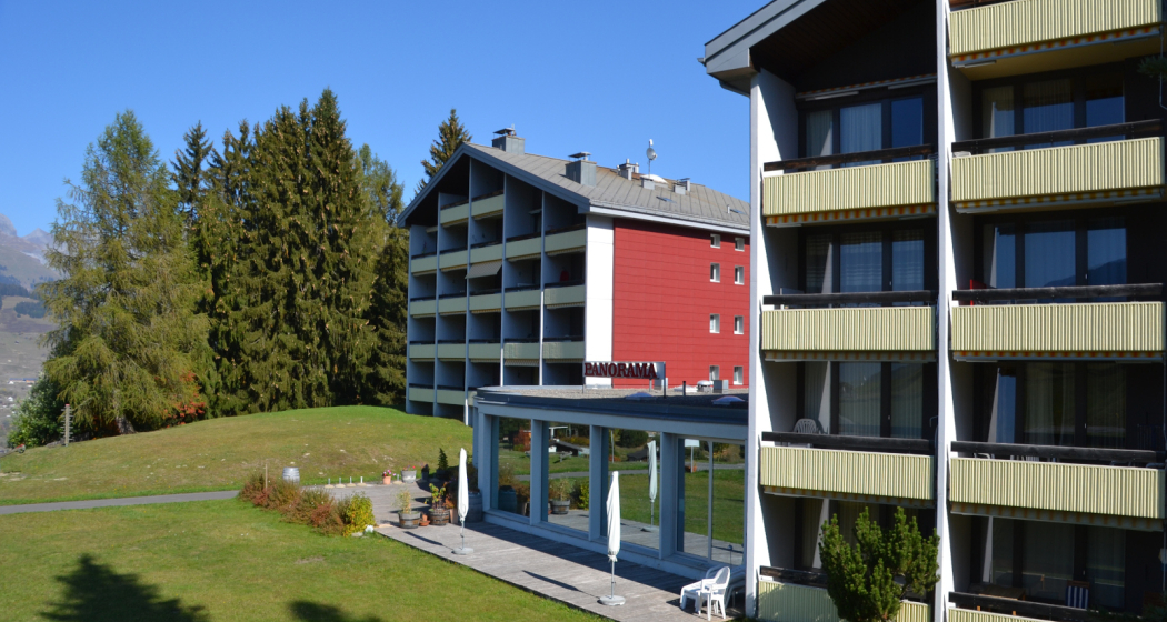 Ferienhaus Apjparthotel Panorama 16 - Ansicht Sommer