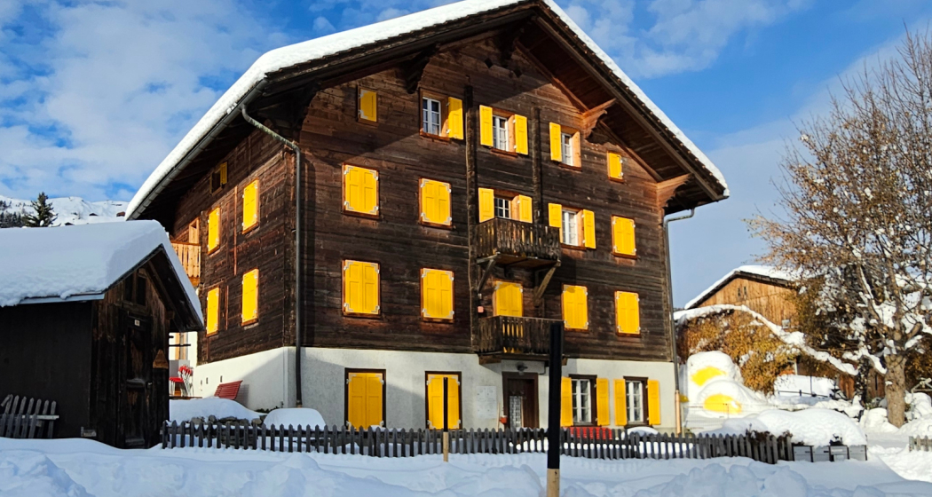 Ferienwohnung Gravas Caduff - Ansicht Winter