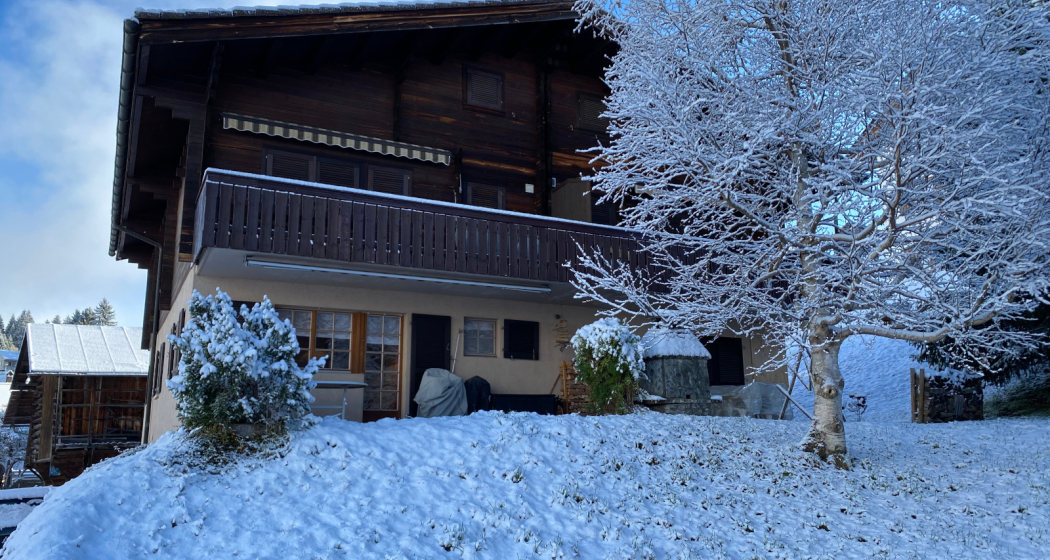 Ferienwohnung Markal, Obersaxen-Meierhof - Aussenansicht Winter