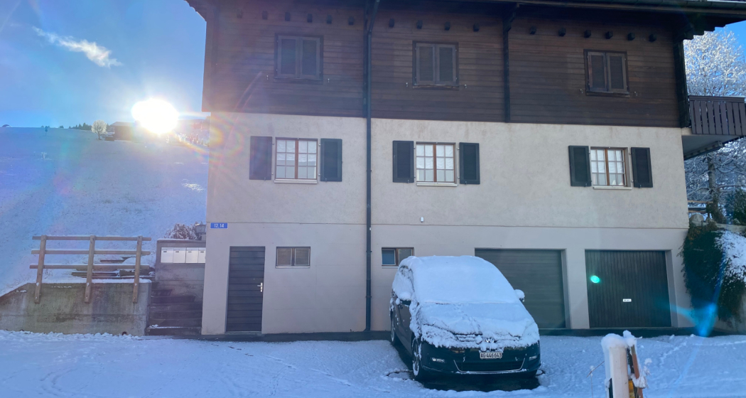 Ferienwohnung Markal, Obersaxen-Meierhof - Aussenansicht Winter