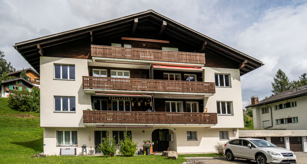 Ferienwohnung Casa Runaglias - Ansicht Sommer