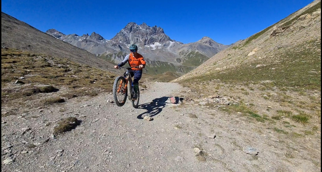 Samnauntal auf dem E-Bike erkunden Samnauntal auf dem E-Bike erkunden