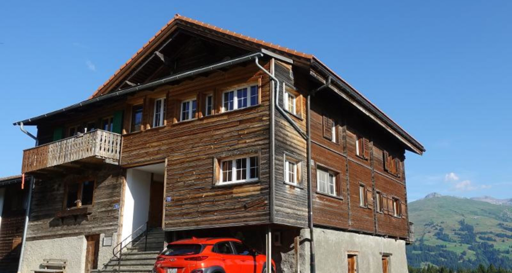 Ferienwohnung Matzinger, Obersaxen-Misanenga - Ansicht Sommer