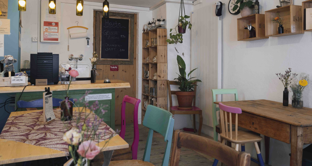 GEISS - Café - Treffpunkt - Kultur (ctd_5ca68094-b48f-4927-ac3a-1fbf059c418d_img01) GEISS - Café - Treffpunkt - Kultur (ctd_5ca68094-b48f-4927-ac3a-1fbf059c418d_img01)