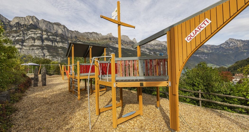 Spielplatz beim Restaurant Neuschönstatt (ctd_a5728b6f-e060-40cc-a471-4d9db7d4b2cf_image) Spielplatz beim Restaurant Neuschönstatt (ctd_a5728b6f-e060-40cc-a471-4d9db7d4b2cf_image)