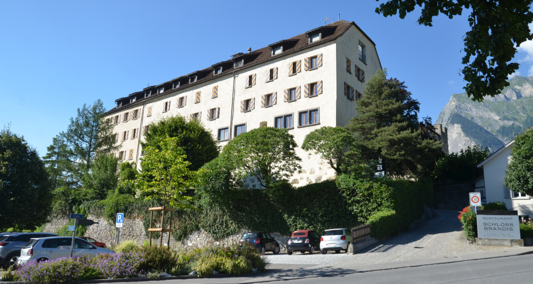 Schloss Maienfeld (ctd_a7b893f1-31ea-489d-a729-c7f31f4d6d16_img01) Schloss Maienfeld (ctd_a7b893f1-31ea-489d-a729-c7f31f4d6d16_img01)