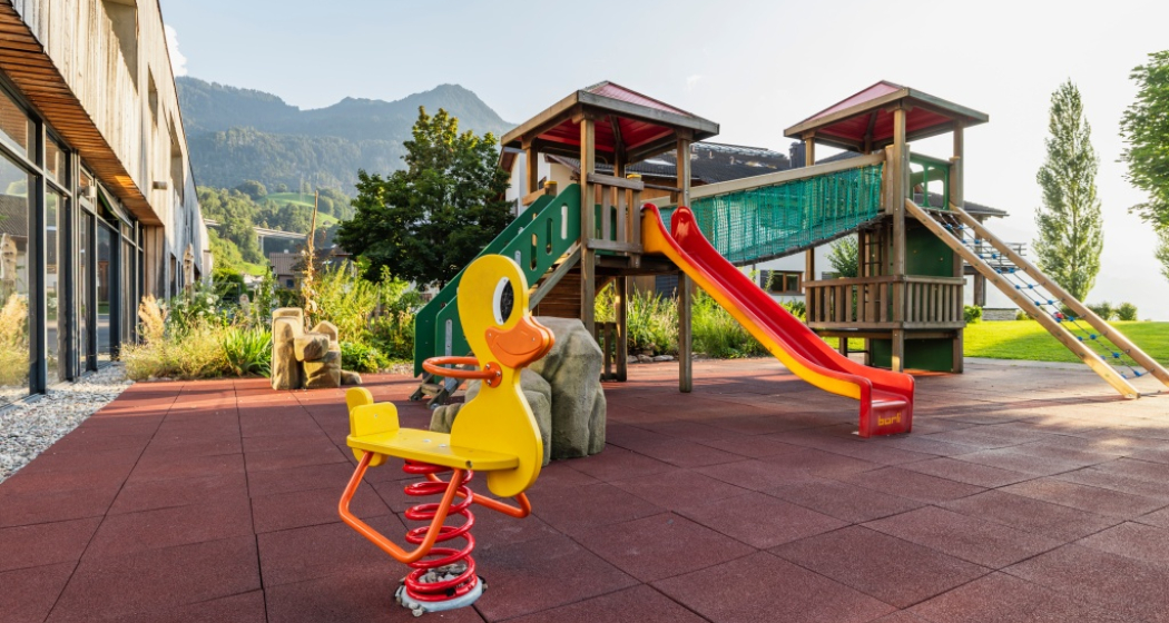 Spielplatz Restaurant Marina Walensee (ctd_d3457d1b-7a95-4b8b-a8be-ffb116bc5c06_img02) Spielplatz Restaurant Marina Walensee (ctd_d3457d1b-7a95-4b8b-a8be-ffb116bc5c06_img02)