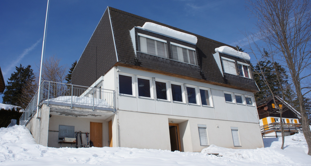 Clubhaus Ski Club Kilchberg (ctd_ef4bafe6-ebd1-4784-9906-c3e6a7f7e327_img01) Clubhaus Ski Club Kilchberg (ctd_ef4bafe6-ebd1-4784-9906-c3e6a7f7e327_img01)