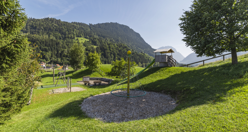 Spielplatz Pfäfers (ctd_f4b5a6f1-7616-4c9e-a64a-0852e13c7a0f_img02) Spielplatz Pfäfers (ctd_f4b5a6f1-7616-4c9e-a64a-0852e13c7a0f_img02)