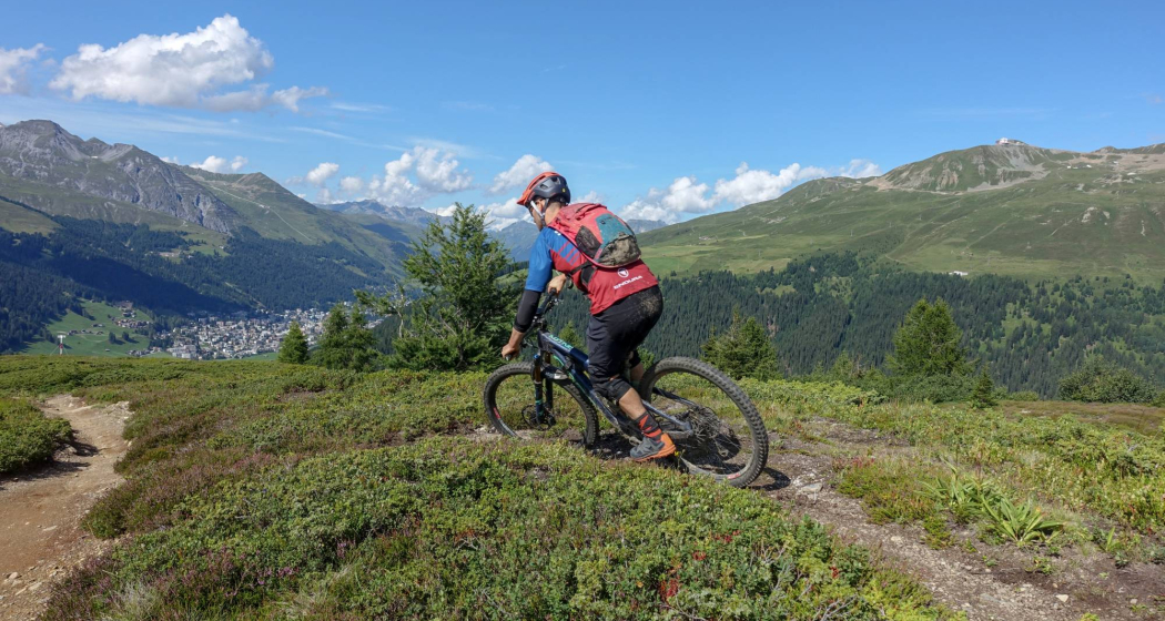 Singletrail Mountainbike Tour Davos Klosters für Fortgeschrittene (exp_5ff6a0d) Singletrail Mountainbike Tour Davos Klosters für Fortgeschrittene (exp_5ff6a0d)