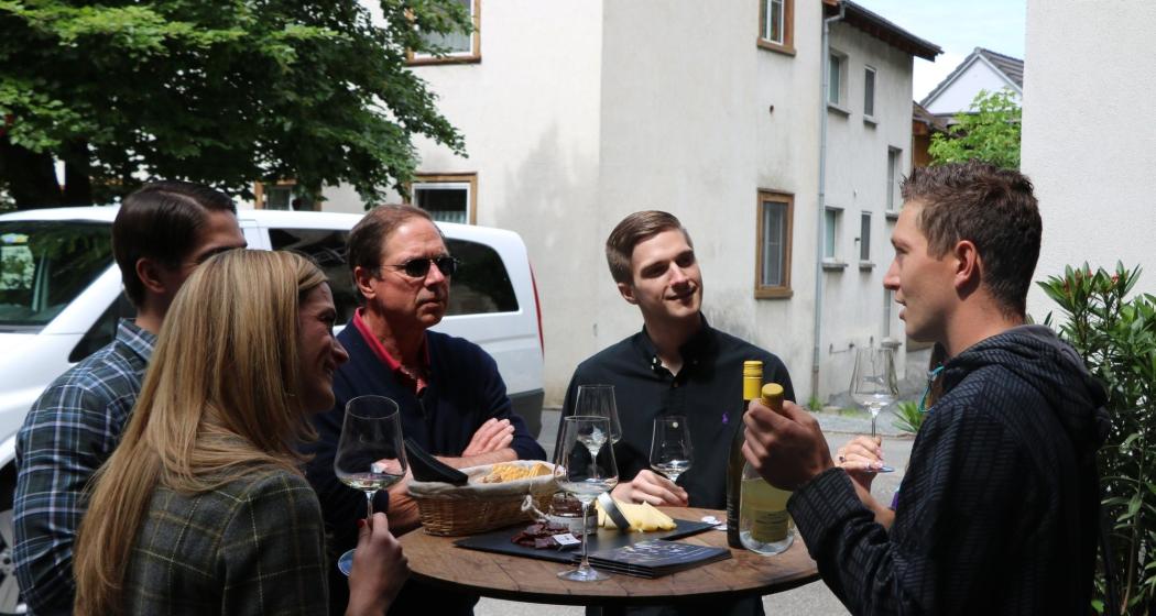 Wein und Kochtour für Gruppen (exp_95b15ad) Wein und Kochtour für Gruppen (exp_95b15ad)