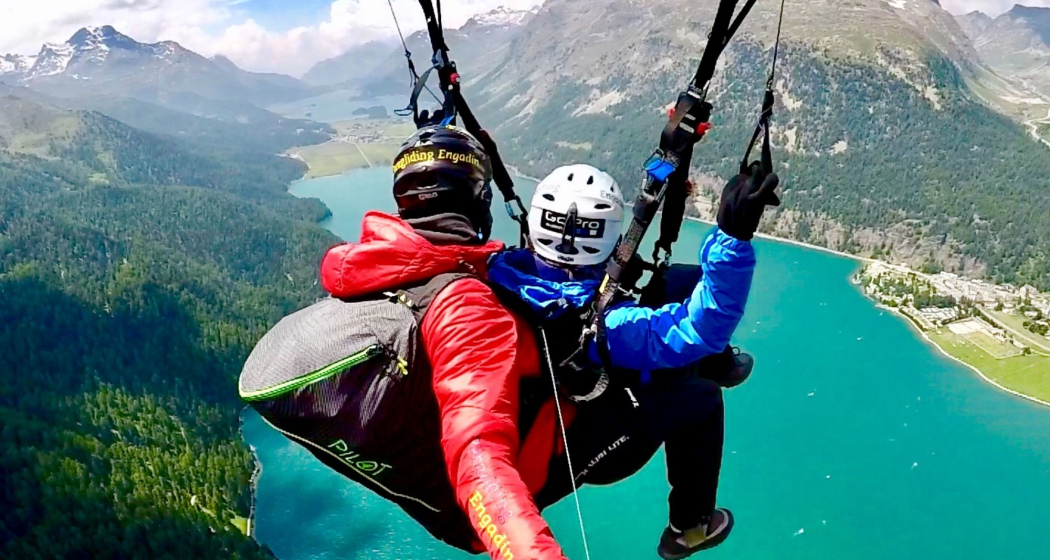 St. Moritz Early Bird Gleitschirmfliegen (exp_bd409ec) St. Moritz Early Bird Gleitschirmfliegen (exp_bd409ec)