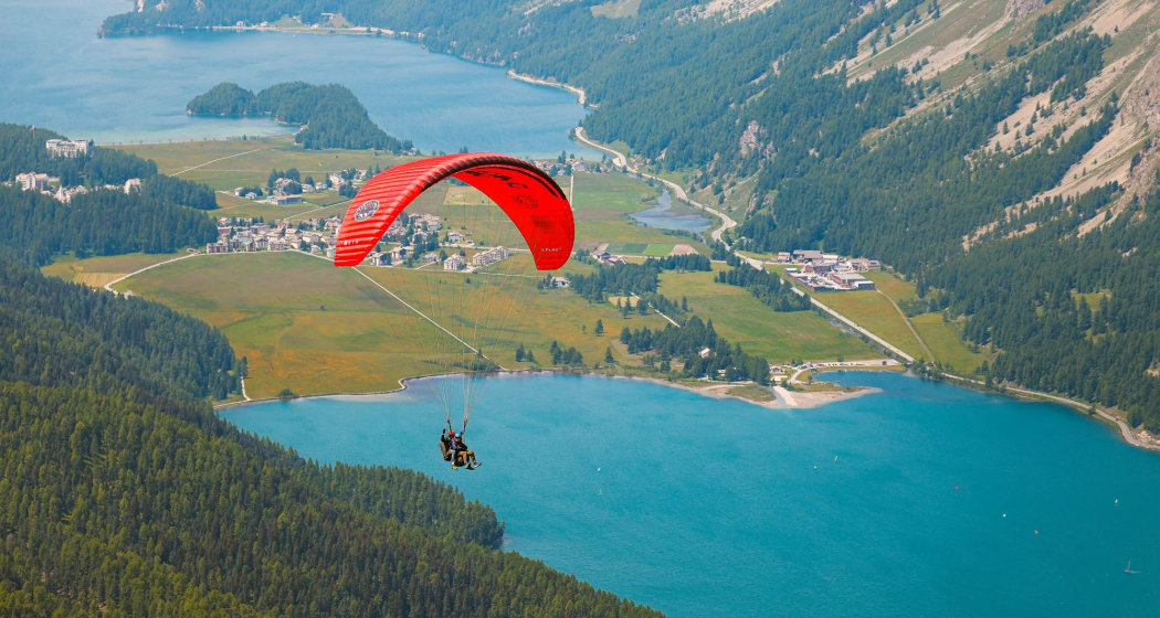 St. Moritz Early Bird Gleitschirmfliegen (exp_ed77a8b) St. Moritz Early Bird Gleitschirmfliegen (exp_ed77a8b)