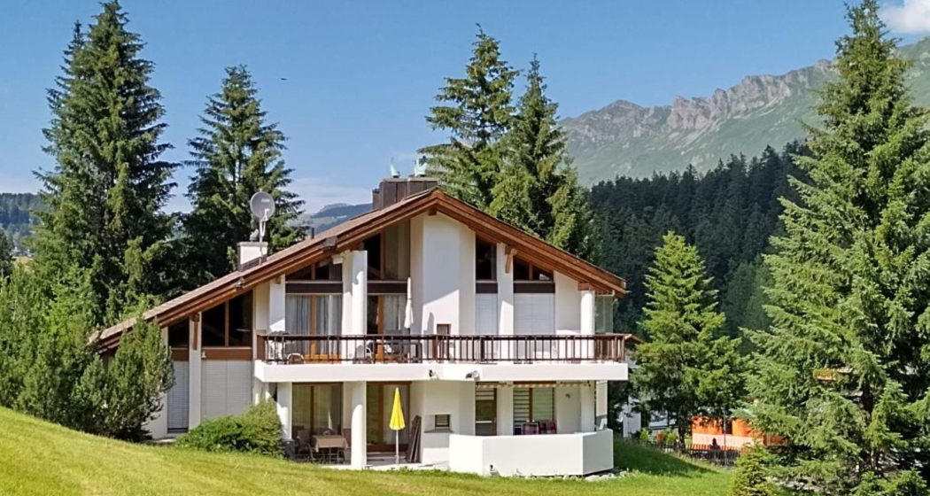 Aussenansicht Sommer