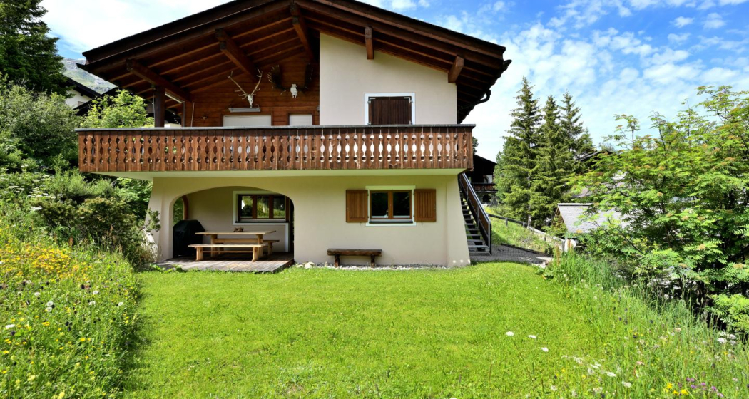 arosa-ferienwohnung-hölzerhütte-arosaexklusiv-schw