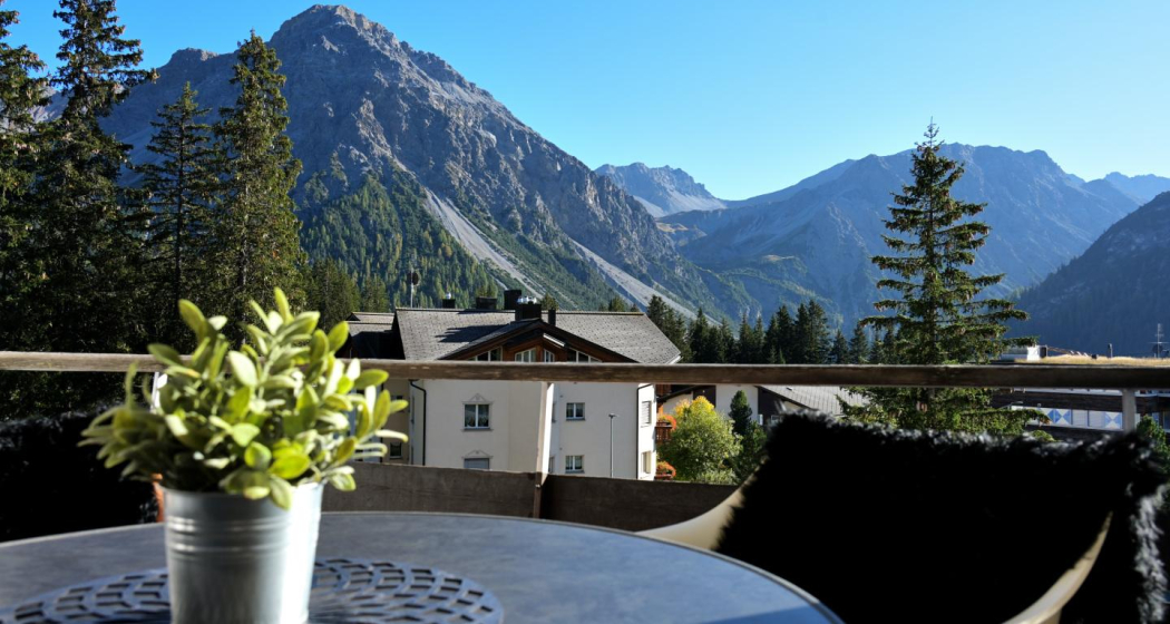 arosaflair_ferienwohnung_arosaexklusiv_ausblick_3