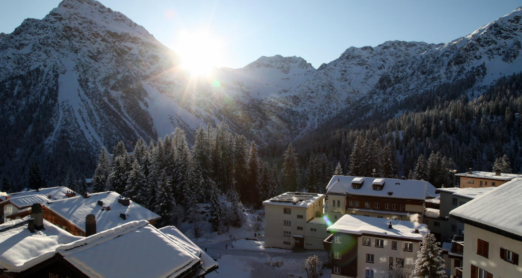 Aussicht vom Fenster auf die Umgebung