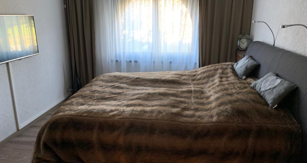 ba71eb3c-ba0f-4e89-9127-96c51997704f