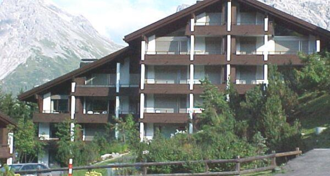 Haus Brüggli B / Sommer