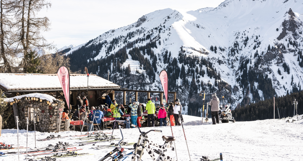 "Hüttengaudi" im Waldstafel-Hock in Tschiertschen (gdl_794478939_image)