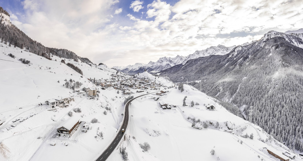 Eine Reise durch die Zeiten – Dorfführung Ardez (gdl_833523489_image)