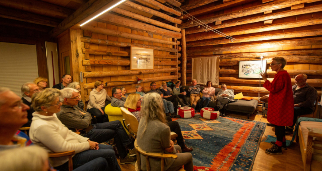 «Erzähl uns vom Geben und Empfangen» Erzählabend in Brigels (gdl_840671540_image)