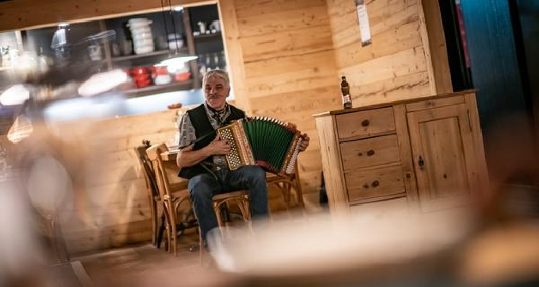 Racletteplausch à discrétion mit Röbi (gdl_845054369_image)