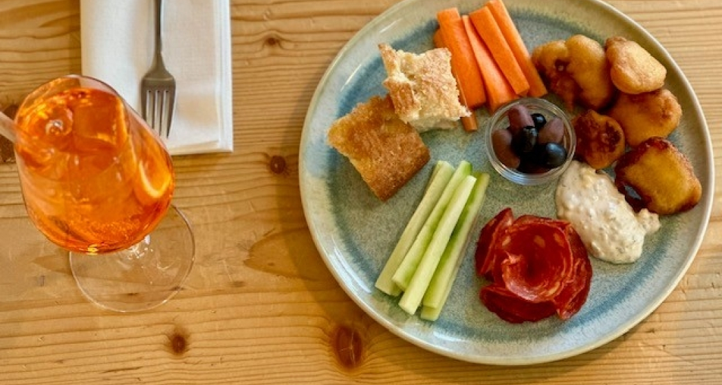 CHEERS & CHILL -Apero - Vibes only (gdl_874069622_image) CHEERS & CHILL -Apero - Vibes only (gdl_874069622_image)