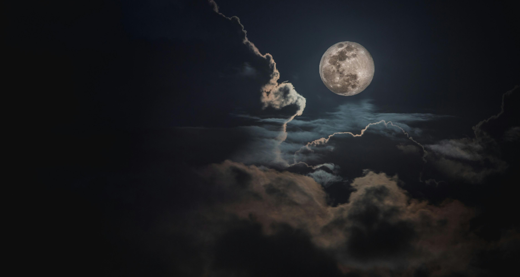 Mondscheinskifahren Bivio (gdl_883499861_image) Mondscheinskifahren Bivio (gdl_883499861_image)