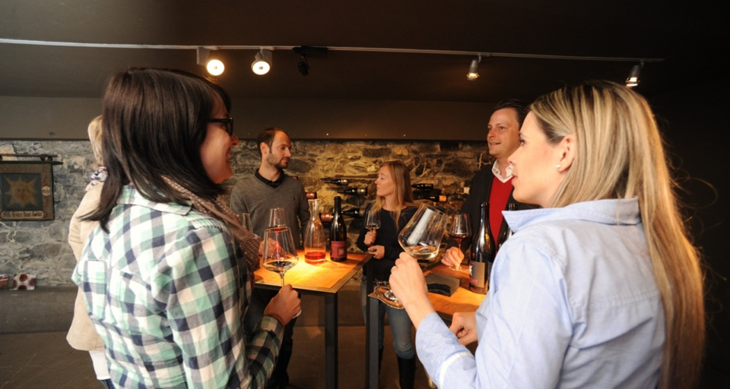 Kleine Weintour - halber Tag (gdl_884445092_image) Kleine Weintour - halber Tag (gdl_884445092_image)