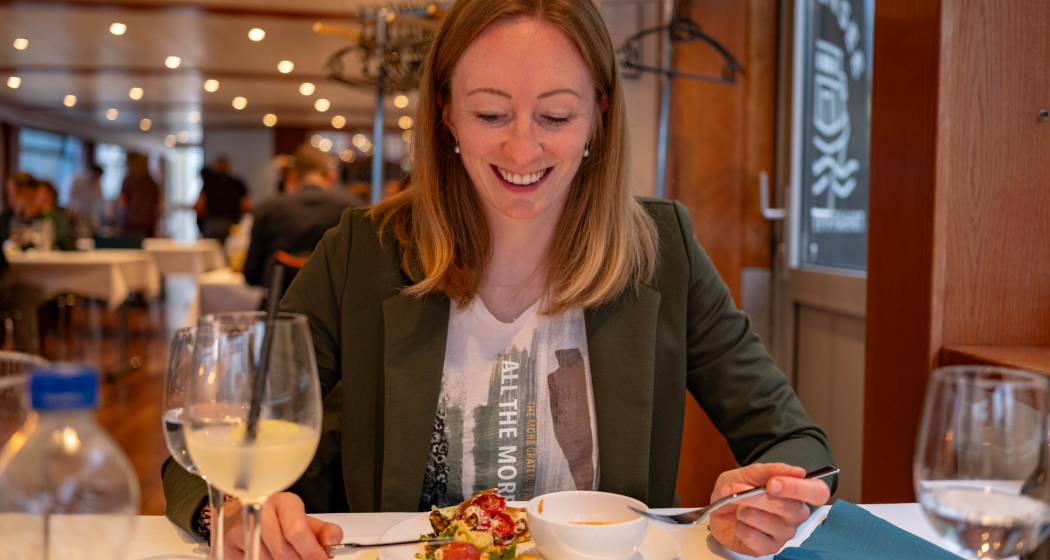 Zmittag-Schiff (gdl_892364437_image)