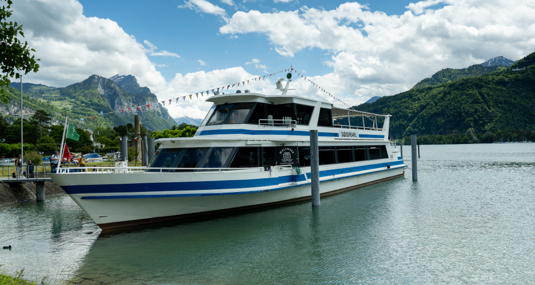 Zmittag-Schiff (gdl_892364438_image)