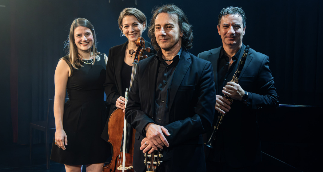 Pippo Pollina & kammermusikalisches Quartett "La vita è bella così com'è" (gdl_895213650_image) Pippo Pollina & kammermusikalisches Quartett "La vita è bella così com'è" (gdl_895213650_image)