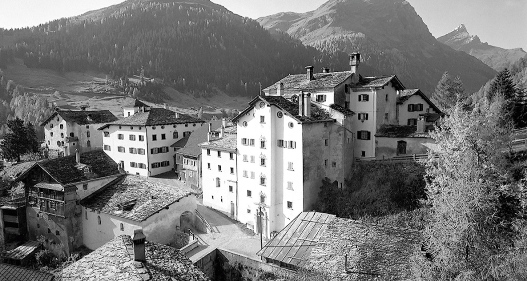 Podiumsgespräch: Schützenswerte Ortsbilder im Alpinen Raum (gdl_895704870_image)