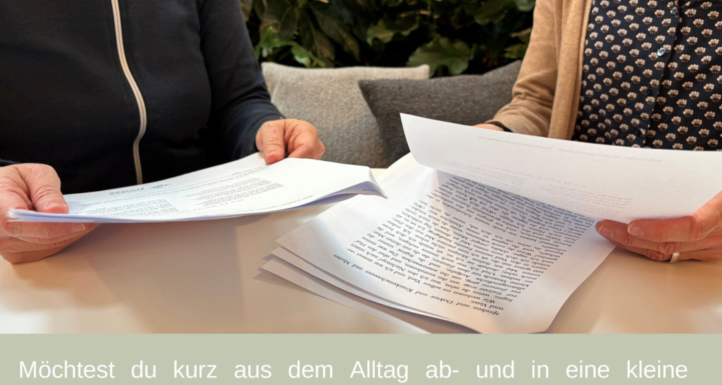 Shared Reading in der Bibliothek Davos (gdl_897972567_image) Shared Reading in der Bibliothek Davos (gdl_897972567_image)