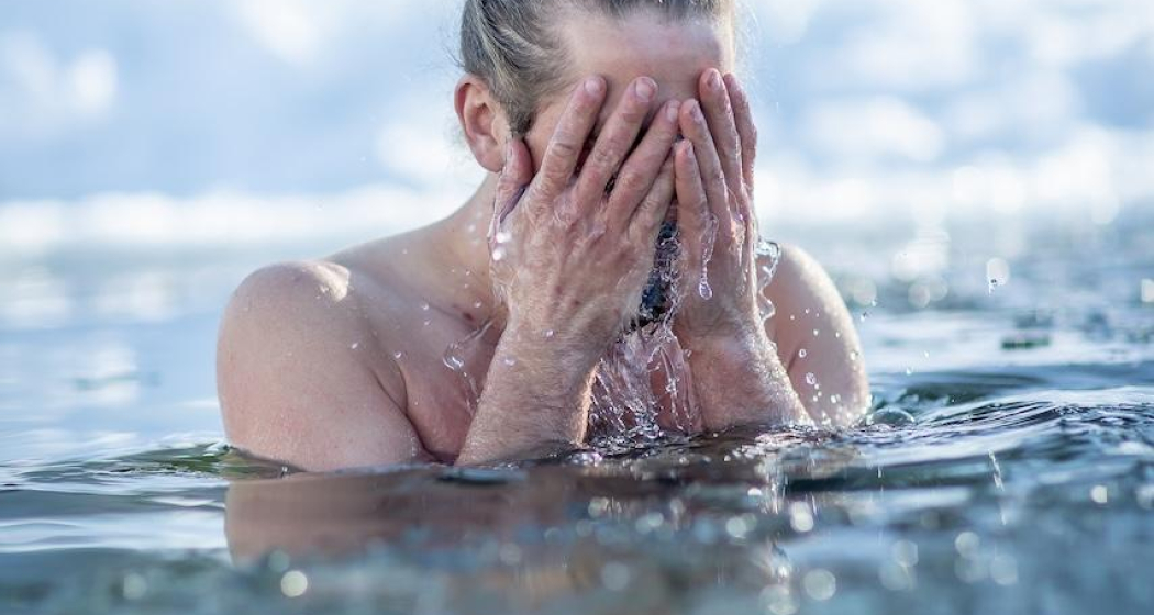 Eisbadi Auszeit (gdl_899304947_image)