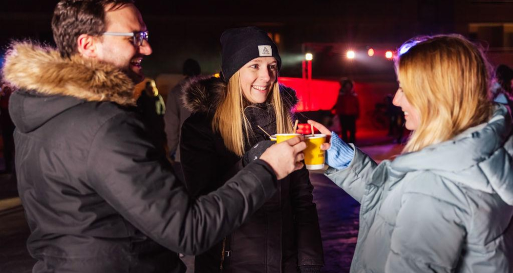 Eisdisco (gdl_899960313_image) Eisdisco (gdl_899960313_image)