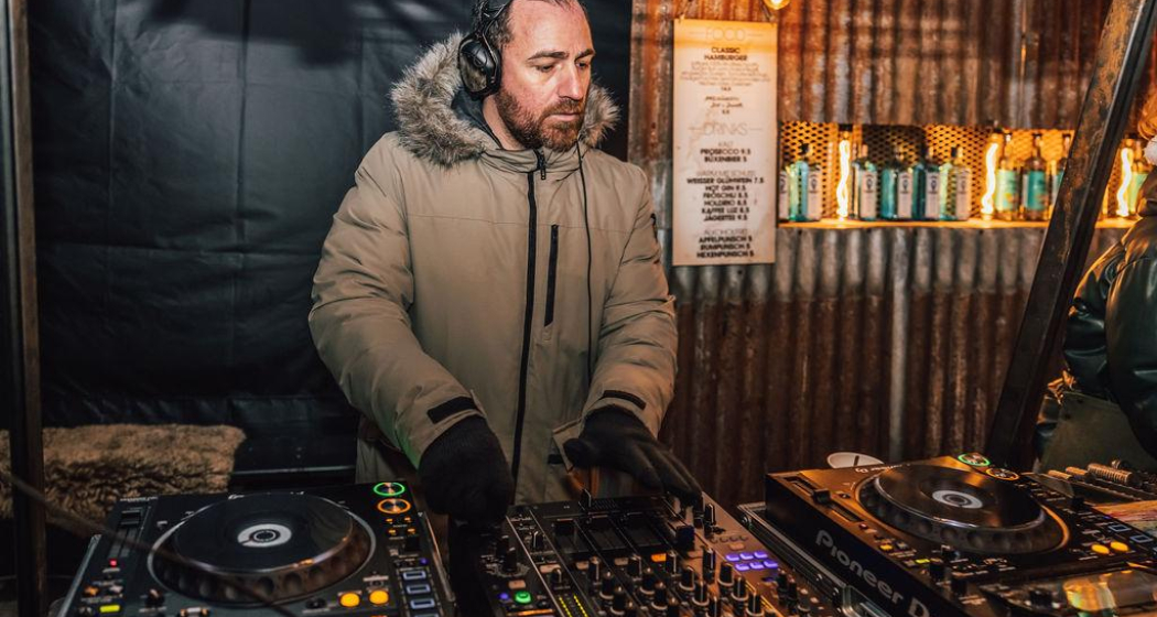 Eisdisco (gdl_899960335_image) Eisdisco (gdl_899960335_image)