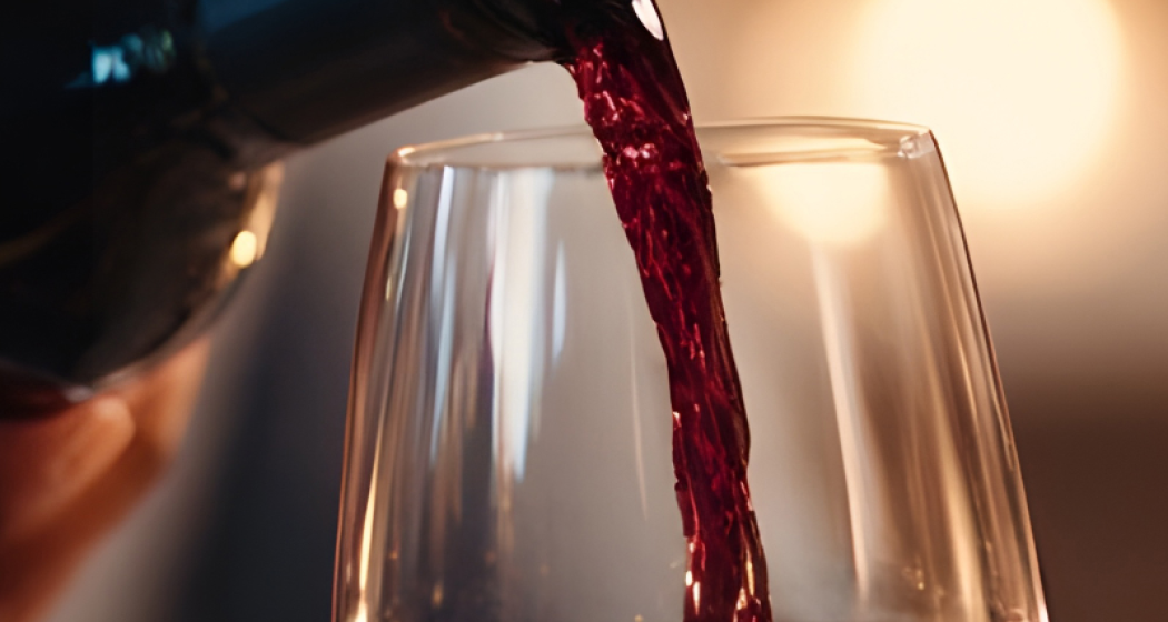 Weindegustation mit kleinem Imbiss in Surrein (gdl_902335353_image)