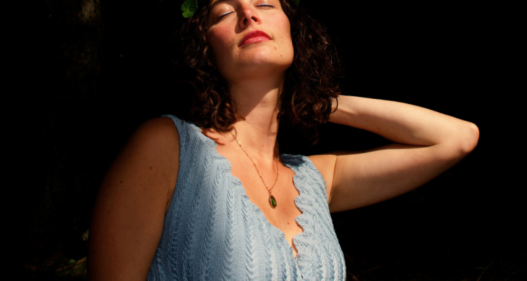 Live in the Lobby: Cinzia (gdl_903029192_image)