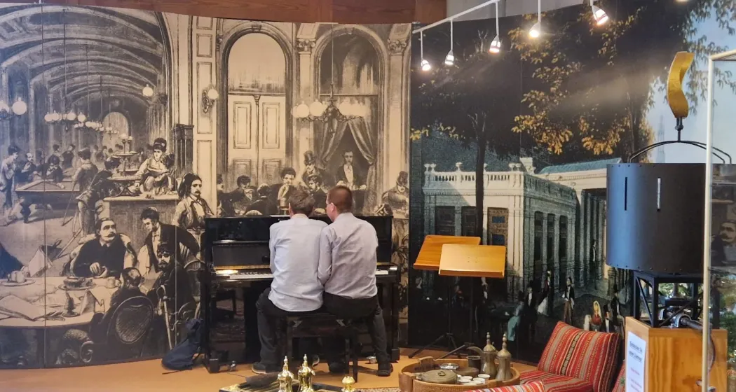 Eddy am Klavier (gdl_903556473_image)