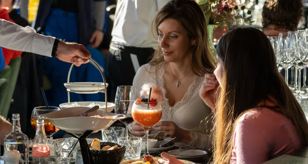 White Marmots Lunch & Dance (gdl_904551352_image)