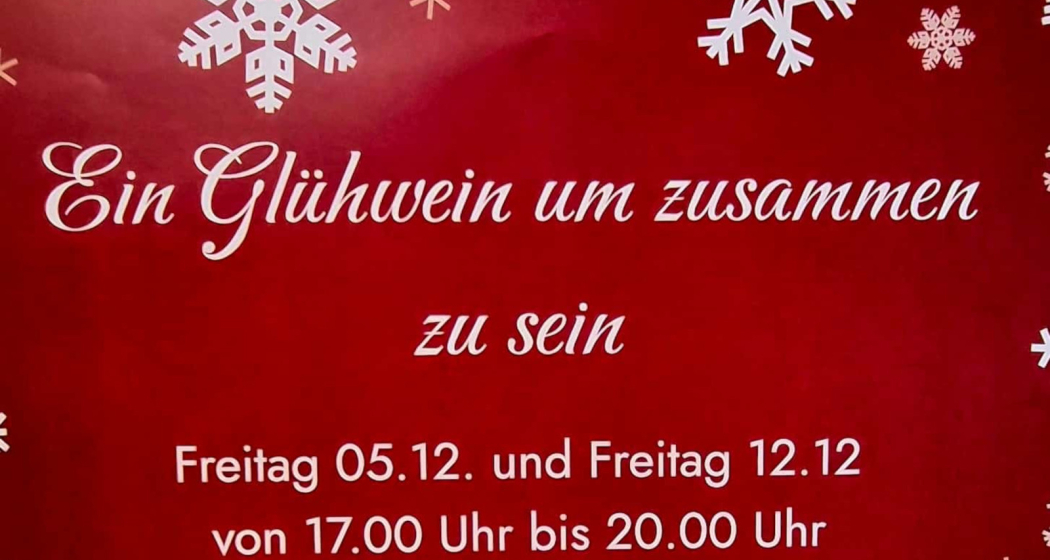Ein Glühwein um zusammen zu sein in Ilanz (gdl_904688598_image)