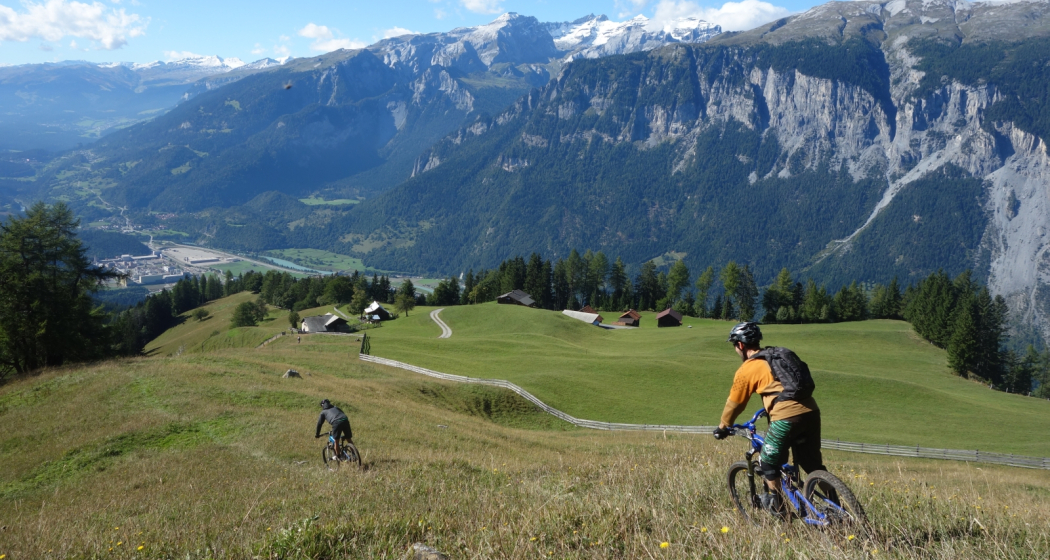 Abfahrt zur Alp Juchs