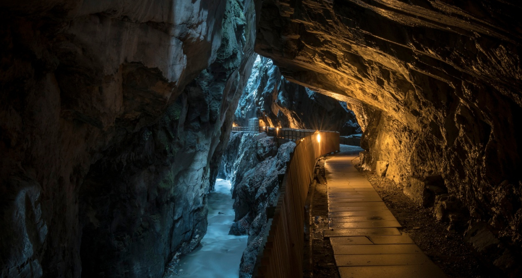 Mystische Taminaschlucht