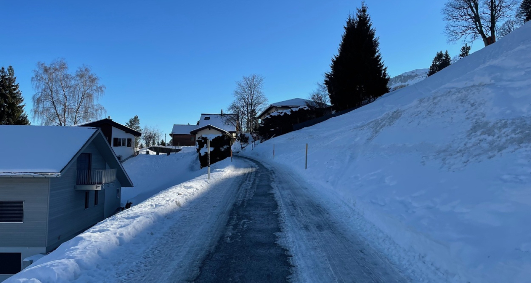 Weg von Tannenheim nach Angettlin