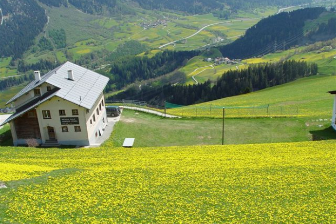 Ehemaliges Schulhaus Mathon (nsp_img_d75e8c5)