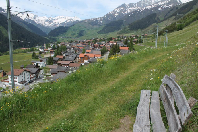 Blick zurück nach Sedrun