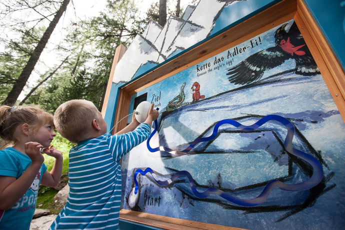 Samnaun Fairy Tale Trail en été (oua_10799491_image)